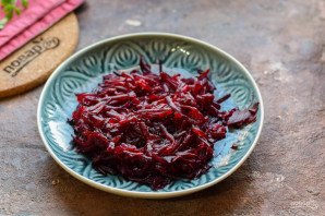 Салат "Селедка под шубой" в виде Тигра на Новый год Салат "Селедка под шубой" в виде Тигра на Новый год