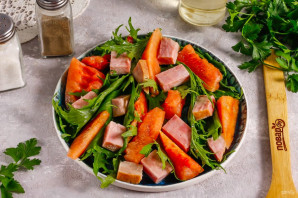 Салат с арбузом и ветчиной Салат с арбузом и ветчиной