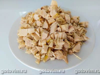 Салат из курицы с сыром, помидорами и маком