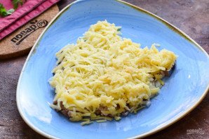 Салат "Селедка под шубой" в виде Тигра на Новый год Салат "Селедка под шубой" в виде Тигра на Новый год