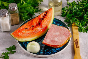 Салат с арбузом и ветчиной Салат с арбузом и ветчиной