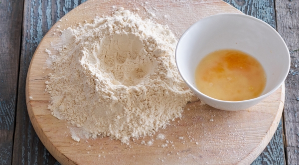 Как приготовить домашние яичные тальятелле, пошаговый рецепт с фото Как приготовить домашние яичные тальятелле, пошаговый рецепт с фото