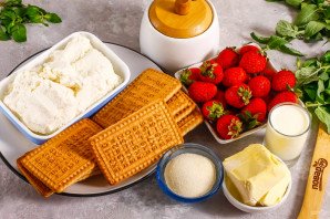 Клубничный чизкейк с творогом без выпечки Клубничный чизкейк с творогом без выпечки