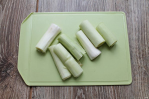 Маринованный лук-порей Маринованный лук-порей