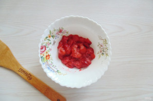 Вареники с замороженной клубникой