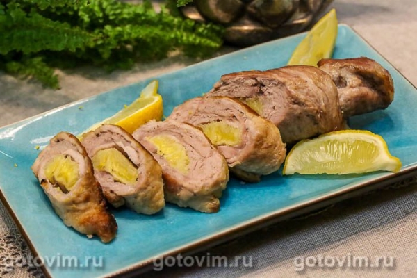 Мясные рулетики с бананами Мясные рулетики с бананами