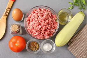 Котлеты с кабачком и помидором