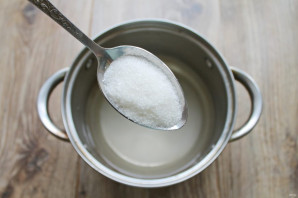 Ананасы в сиропе на зиму