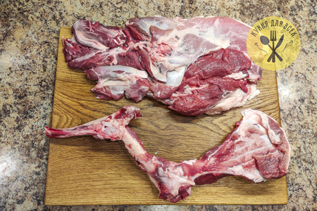 Баранина запеченная в духовке с киви