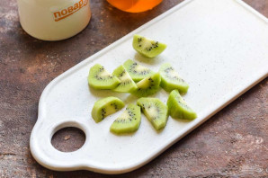 Смузи из сельдерея, яблока и киви