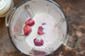 Смузи из киви и клубники Смузи из киви и клубники