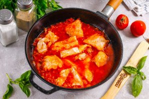 Лосось в томатном соусе Лосось в томатном соусе