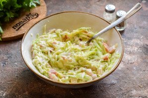 Оладьи из кабачков с яйцом пашот