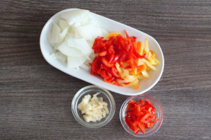 Соус "Суго" с базиликом на зиму