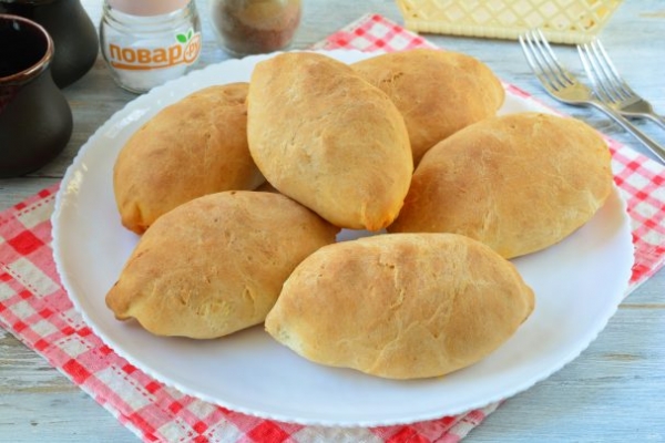 Пирожки с капустой и томатной пастой Пирожки с капустой и томатной пастой