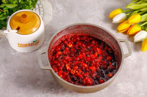 Варенье из клюквы с грецкими орехами Варенье из клюквы с грецкими орехами