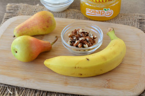 Салат из груши и банана Салат из груши и банана