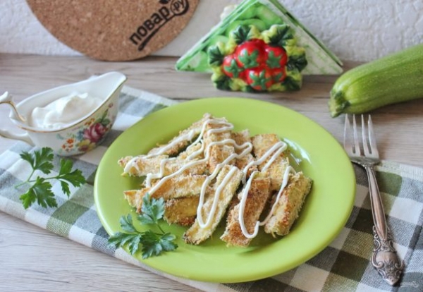 Кабачки в панировочных сухарях в духовке Кабачки в панировочных сухарях в духовке