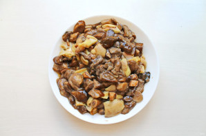 Грибы в томатном соусе на зиму