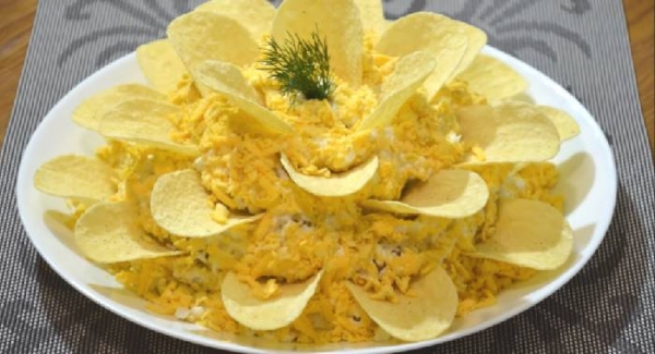 
Салат на праздничный стол &mdash; очень вкусные, сытные и необычные рецепты	