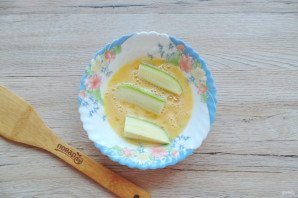 Кабачки в панировочных сухарях в духовке Кабачки в панировочных сухарях в духовке