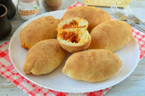Пирожки с капустой и томатной пастой Пирожки с капустой и томатной пастой