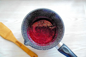 Вареники с замороженной клубникой