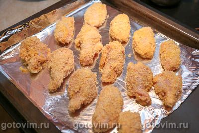 Куриные крылышки, жаренные в кокосовой стружке Куриные крылышки, жаренные в кокосовой стружке