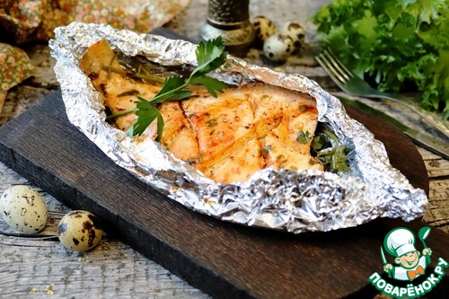 Камбала, запеченная с паприкой и петрушкой Камбала, запеченная с паприкой и петрушкой