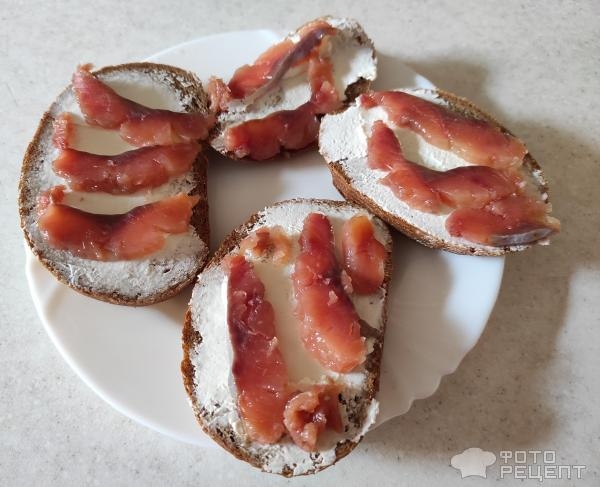 Рецепт: Домашняя соленая горбуша - Простой, но очень вкусный рецепт