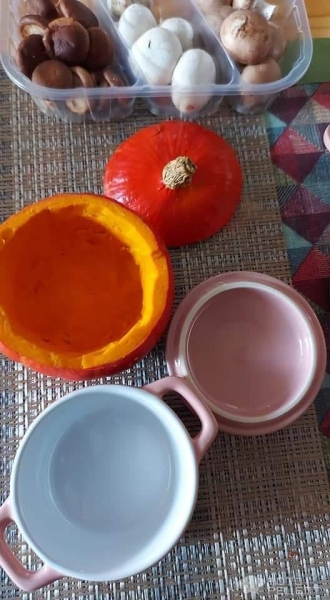 Рецепт: Фаршированная тыква - С курино-грибной начинкой.