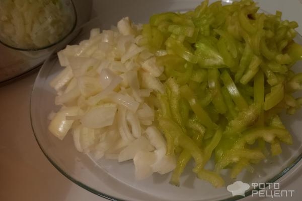 Рецепт: Капустный салат на зиму - Очень хрустящий капустный салат на зиму в банках со стерилизацией. Без варки.