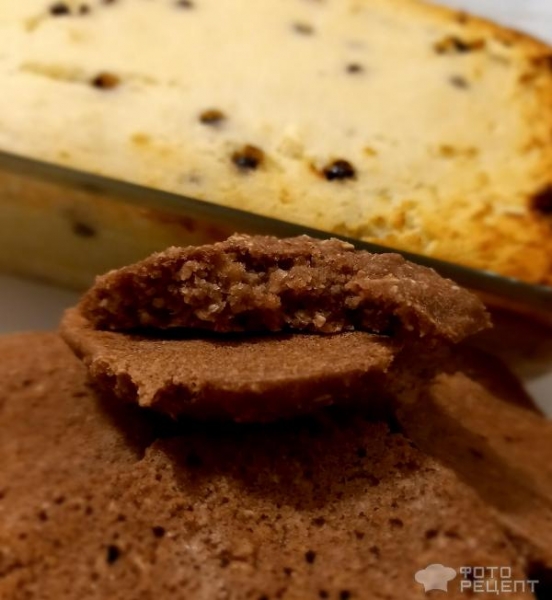 Рецепт: Овсяное печенье из мелких хлопьев - Очень шоколадное, тонкое хрустящее печенье