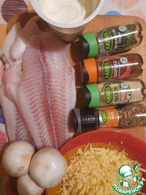 Запеченая рыба с грибным соусом