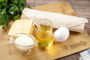 Рулет из лаваша с сыром Рулет из лаваша с сыром