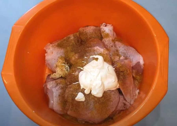 
			Курица в духовке кусочками &mdash; 6 самых вкусных рецептов		