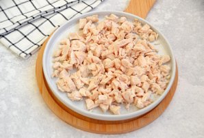 Салат "Гранатовый браслет" с сыром