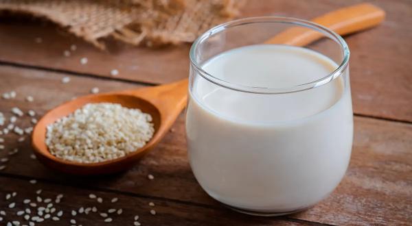 Кунжутное молоко, пошаговый рецепт с фото на 186 ккал