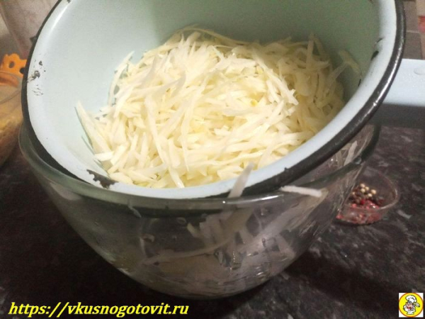 Ленивые голубцы с капустой рисом и фаршем в духовке
Ленивые голубцы с капустой рисом и фаршем в духовке