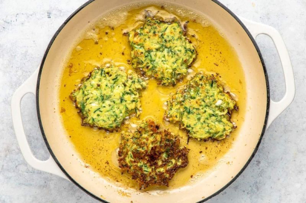 
			Кабачки на сковороде &mdash; 6 рецептов приготовления быстрых и вкусных молодых кабачков		