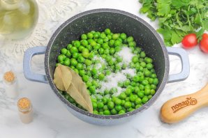 Горошек консервированный