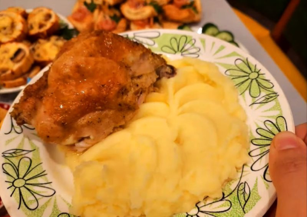 
			Курица в духовке кусочками &mdash; 6 самых вкусных рецептов		