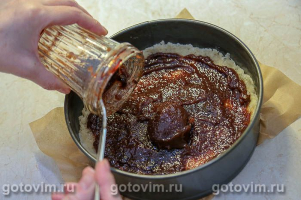 Постный тертый пирог с вареньем