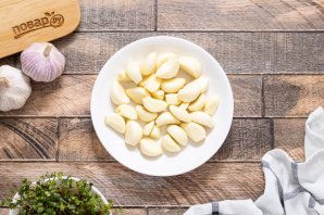 Маринованный чеснок по-корейски Маринованный чеснок по-корейски