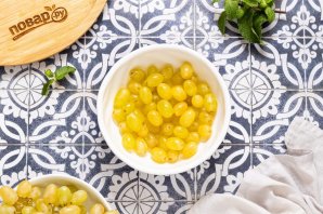 Виноград в чайном желе Виноград в чайном желе