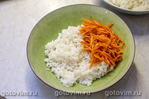 Поке с авокадо, брокколи и яйцом Поке с авокадо, брокколи и яйцом