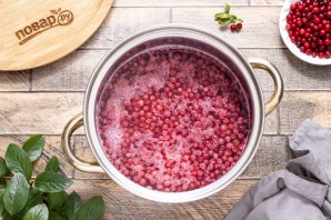 Компот из брусники Компот из брусники