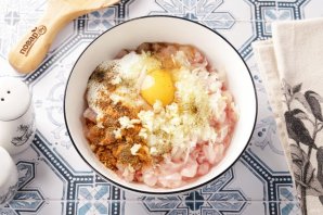 Рубленые котлеты в аэрогриле