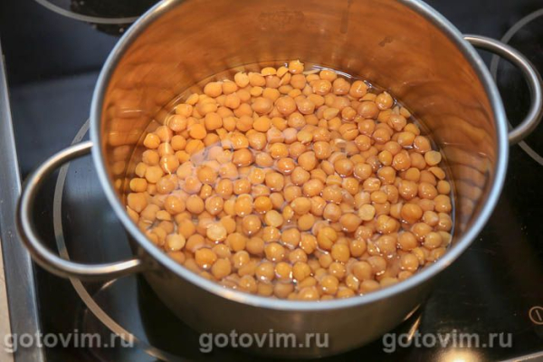 Хумус с печеным чесноком