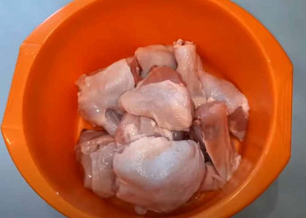 
			Курица в духовке кусочками &mdash; 6 самых вкусных рецептов		